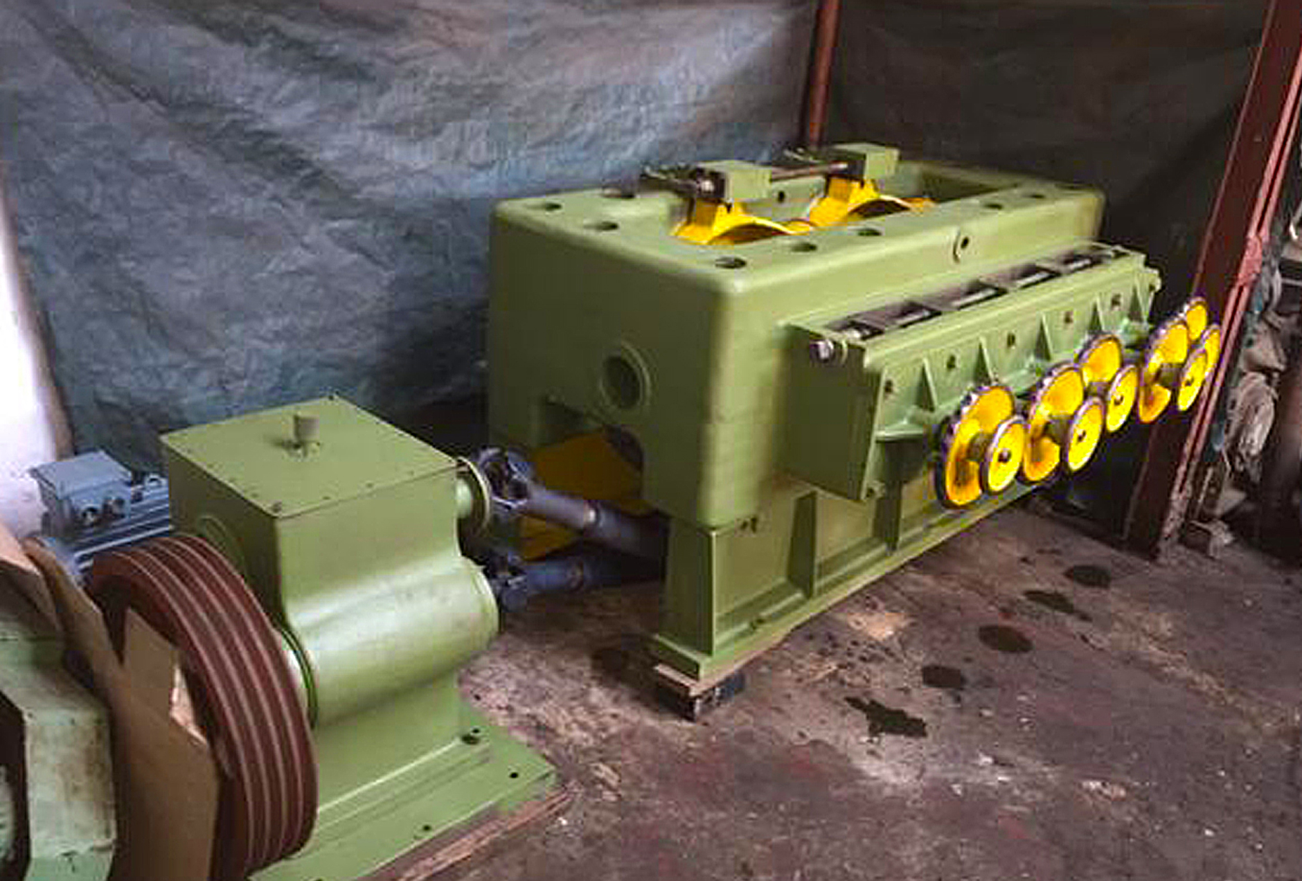 enderezadora de barras y caños